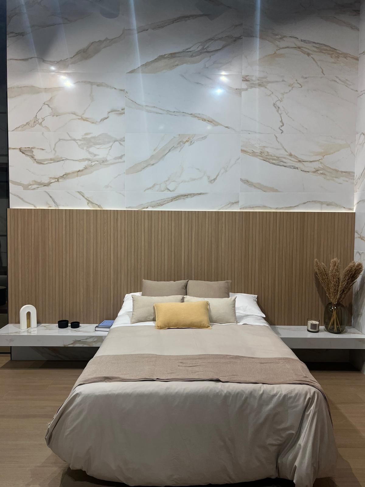  Papel pintado de mármol blanco 3D Línea de oro Mural Dormitorio  Sala de estar Fondo de pared Tela no tejida : Herramientas y Mejoras del  Hogar